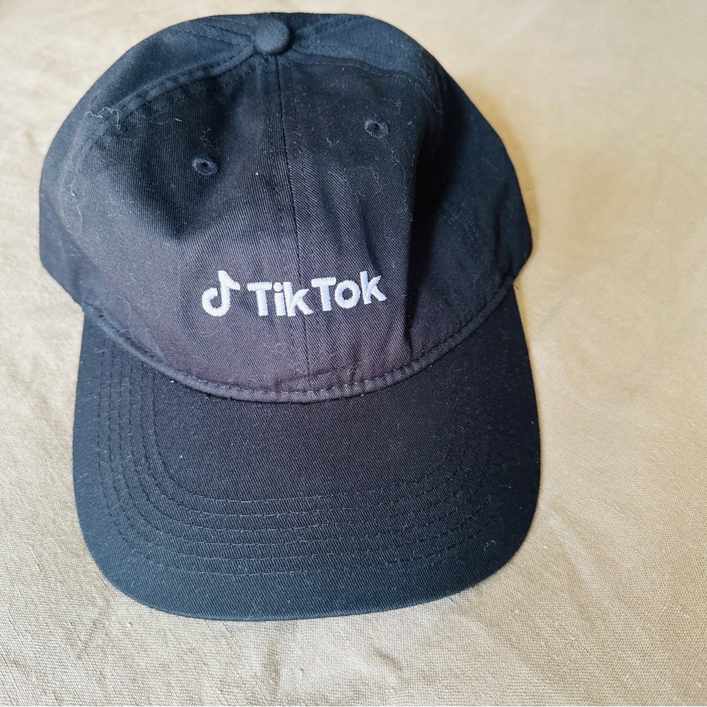 Official TikTok Black Logo Hat Classic Six-Panel
